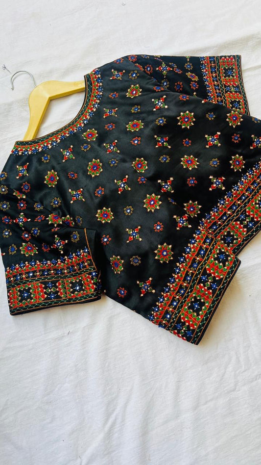 Black kutchi blouse