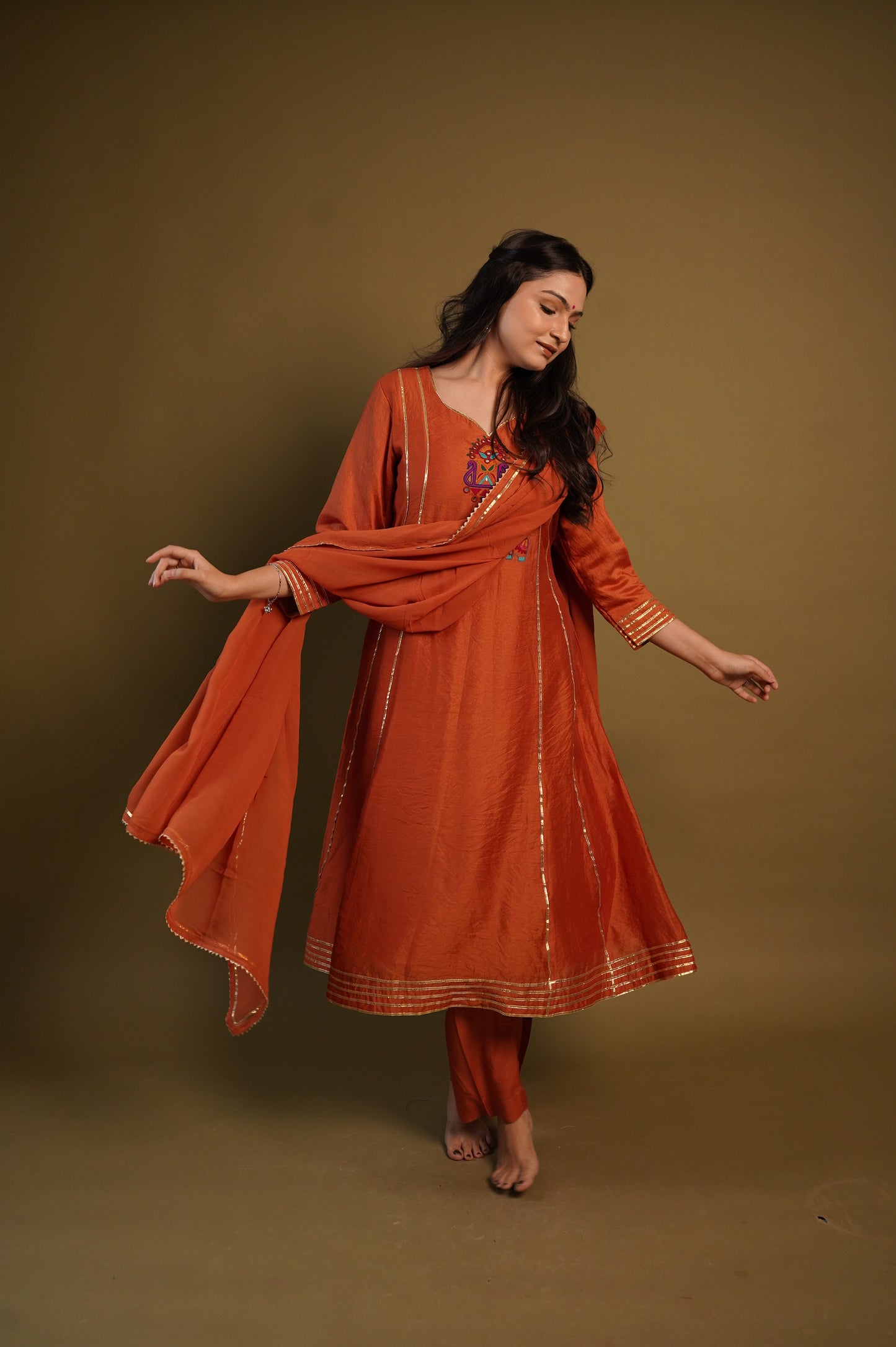 Meera Chanderi Silk Kurta set