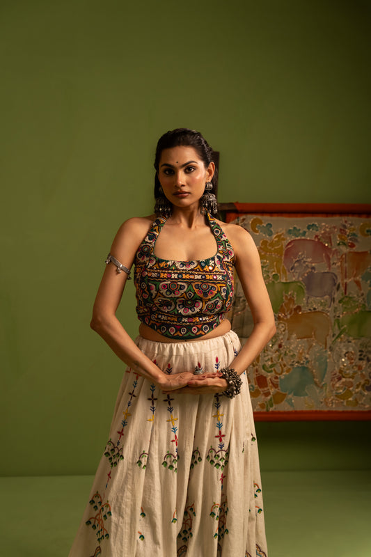 RAJSI NOOR LEHANGA