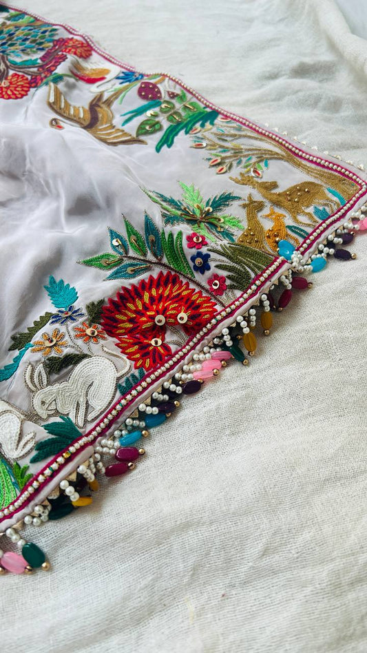 Cream crape Silk Saree With Blouse