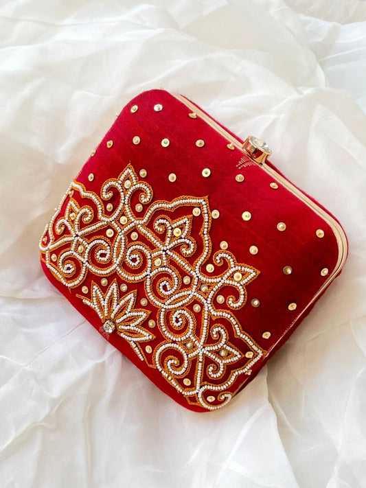 Red pearl  clutch