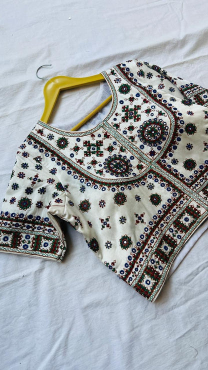 White kutchi blouse