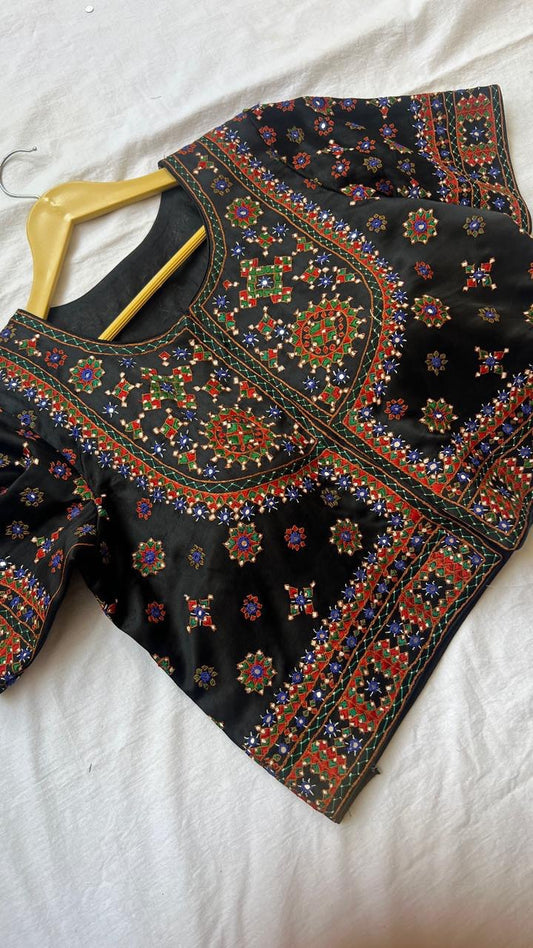 Black kutchi blouse