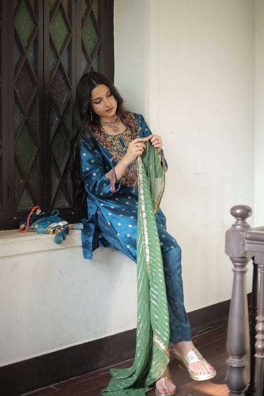 Blue Kurti-Set With Dupatta