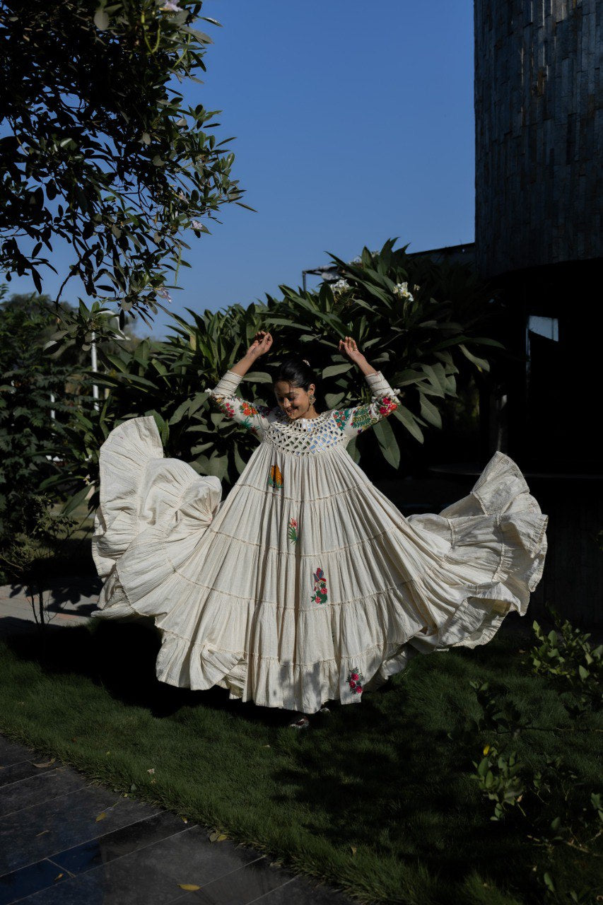 White Mirror Anarkali Drees