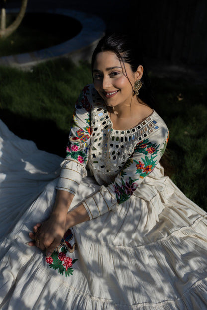 White Mirror Anarkali Drees