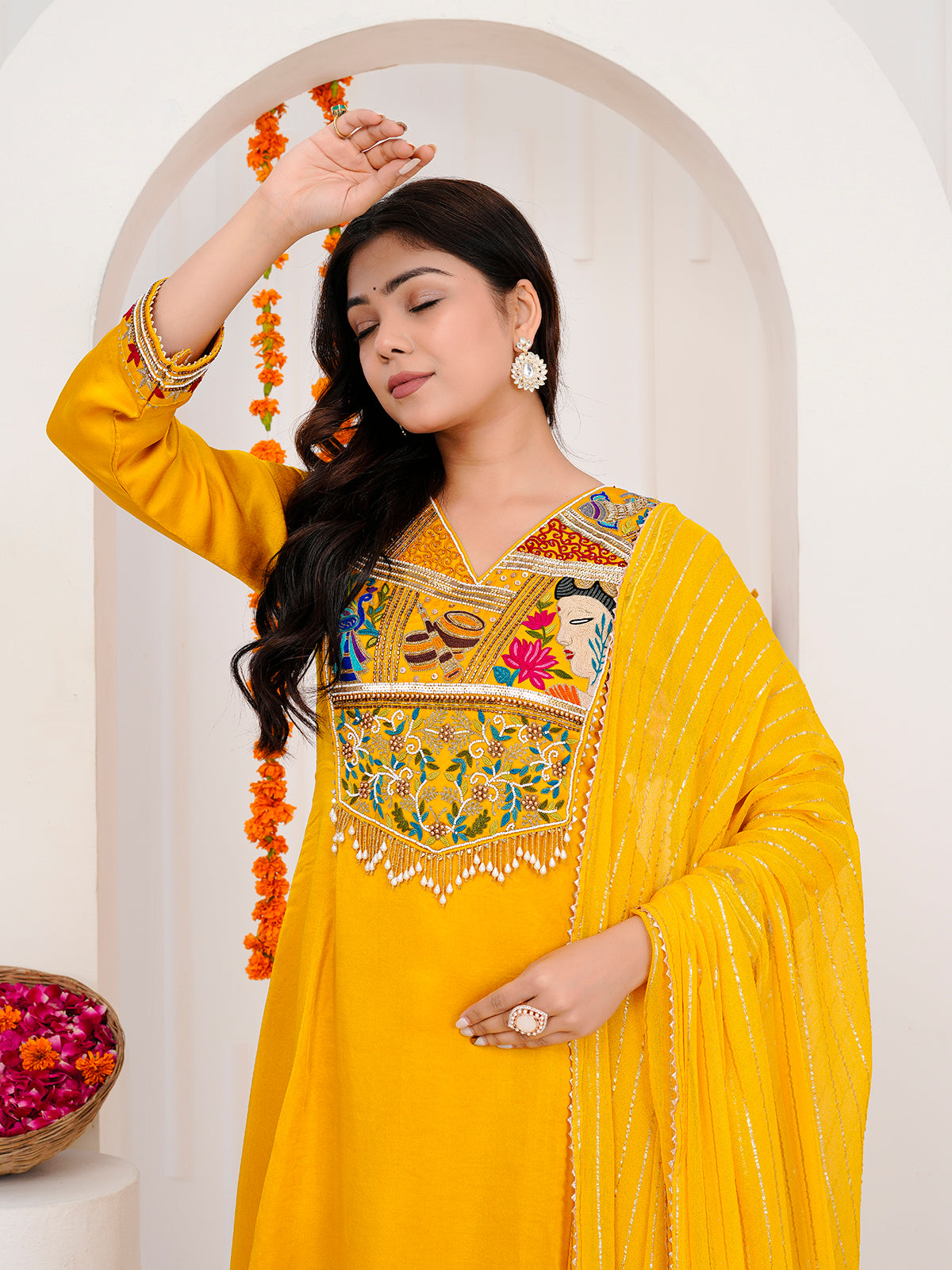 Yellow Kurti-Set With Duppata