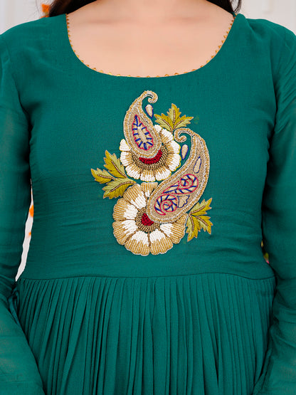 Green Anarkali Kurti-Set With Duppata