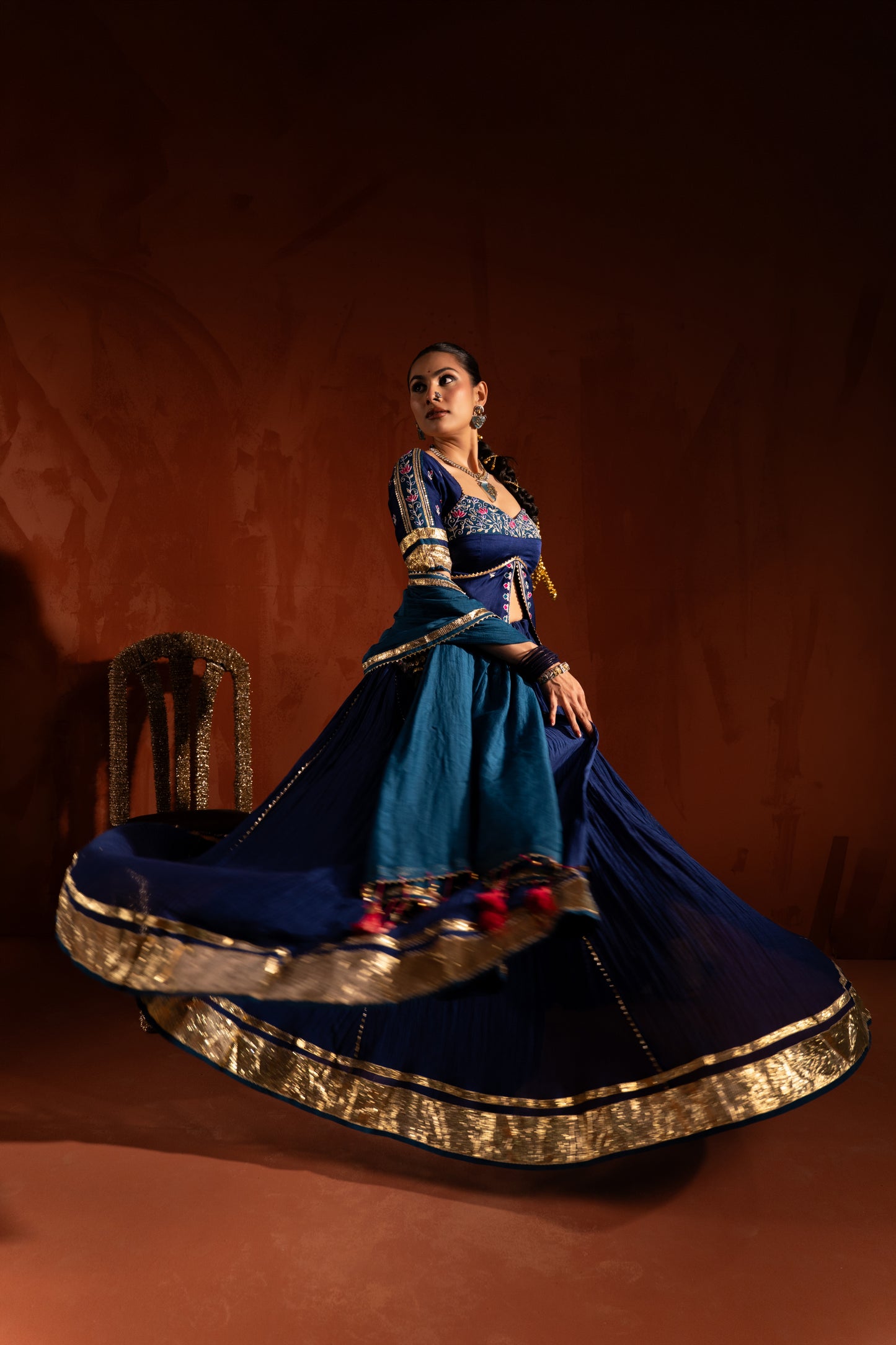 GHOOMAR
