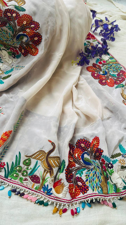 Cream crape Silk Saree With Blouse