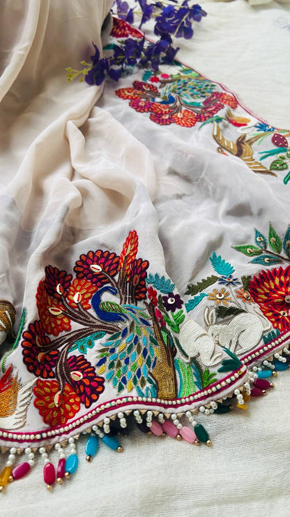 Cream crape Silk Saree With Blouse